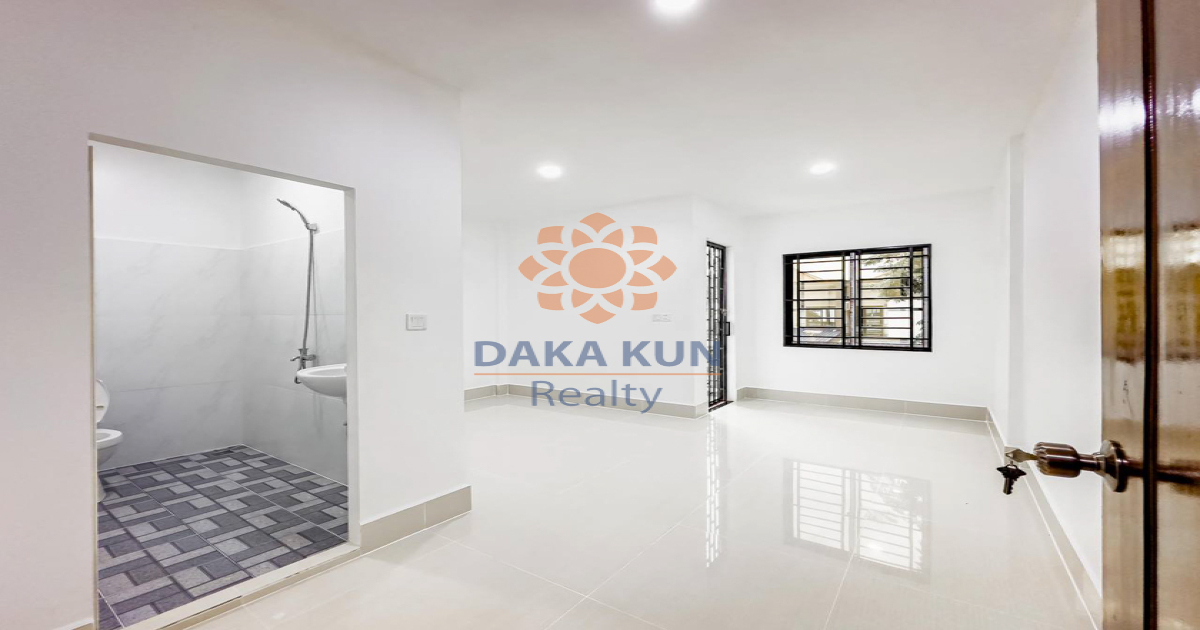 2 Bedrooms House for Sale in Siem Reap City - Sambuor